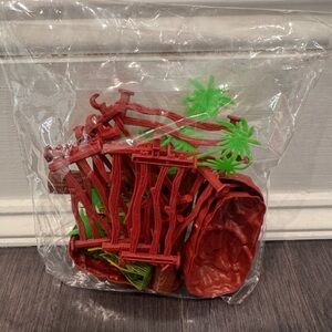 NWT Jungle Plastic Trees, Rocks and Tropical Party Play Set Kids Toddler